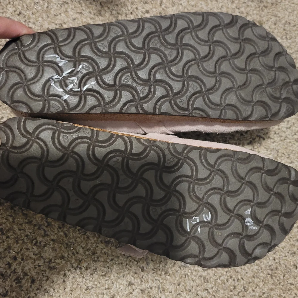 Birkenstock Buckley Clog in Pink, Size 6.5 - Picture 5 of 8